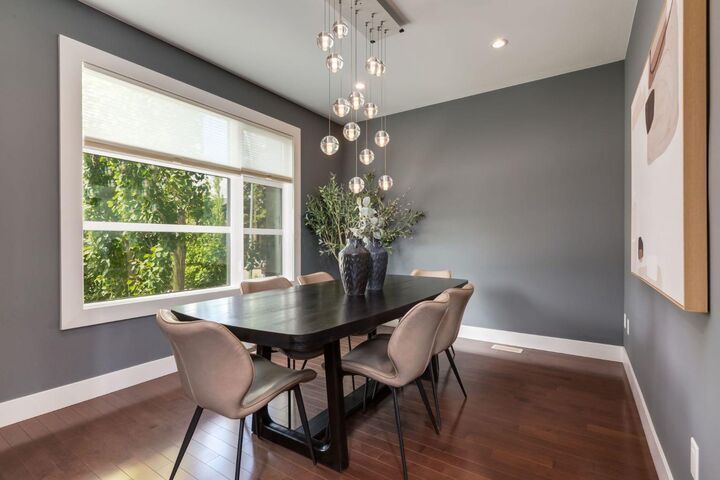 Property Photo:  3924 18 Street SW  AB T2T 4V4 
