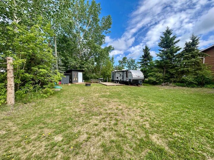 59 Lake View Avenue — photo 1
