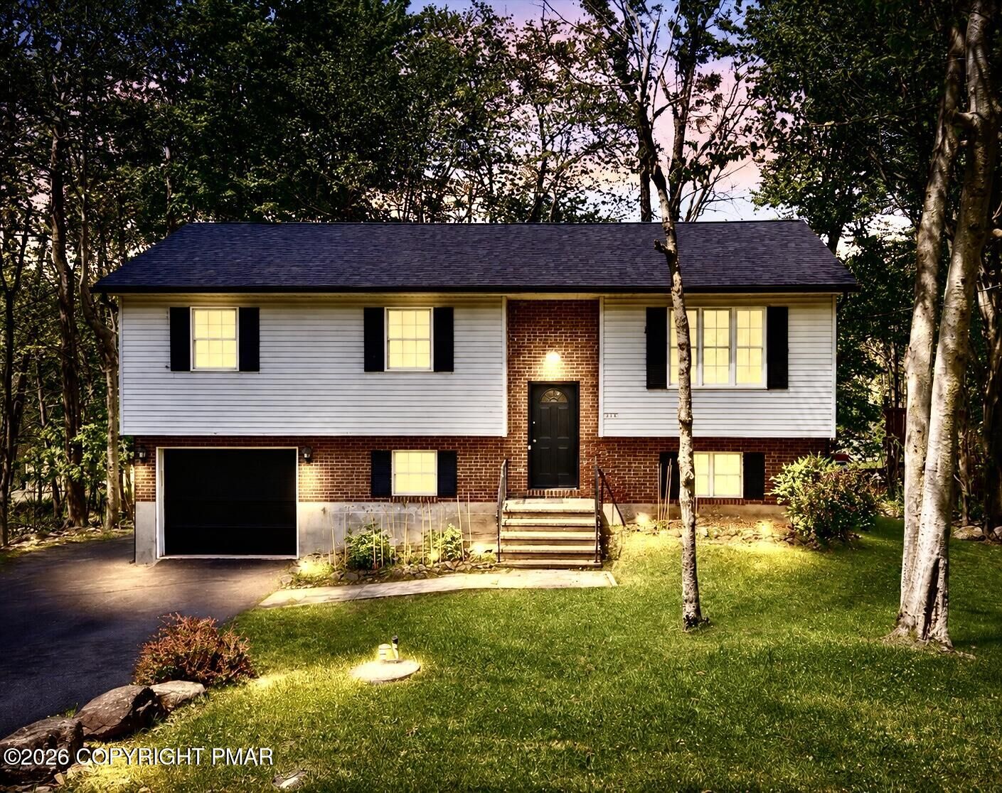 Property Photo: 9807 Deerwood Drive PA 18466