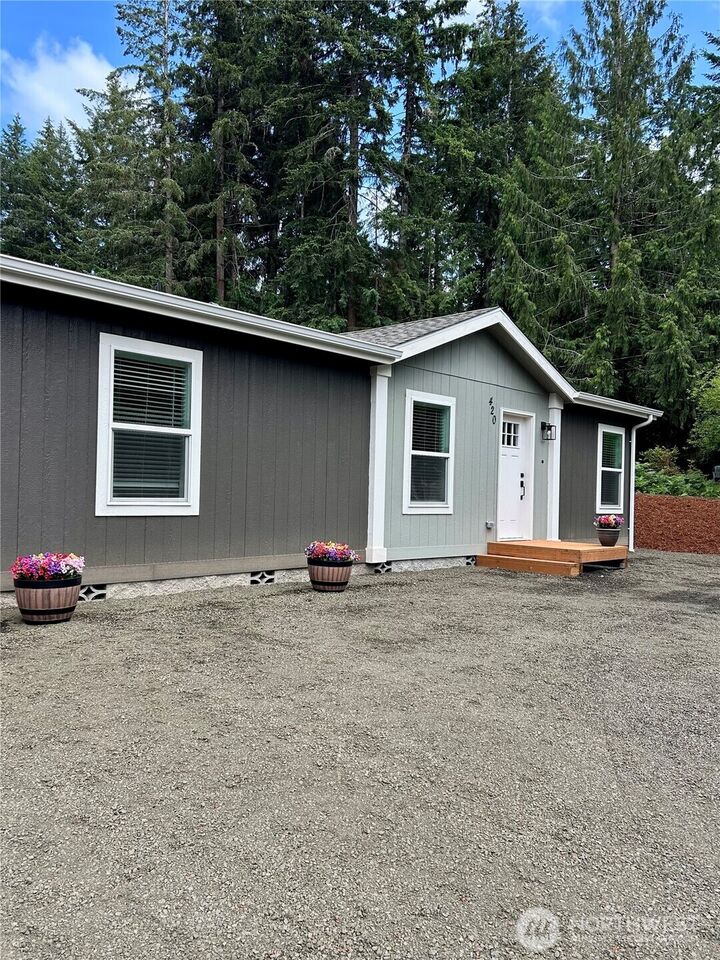 Property Photo: 420 E Herron Drive WA 98584