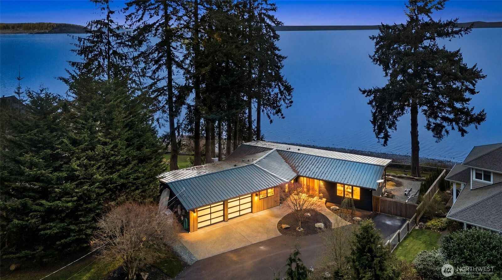 Property Photo: 1067 Cavalero Road WA 98282