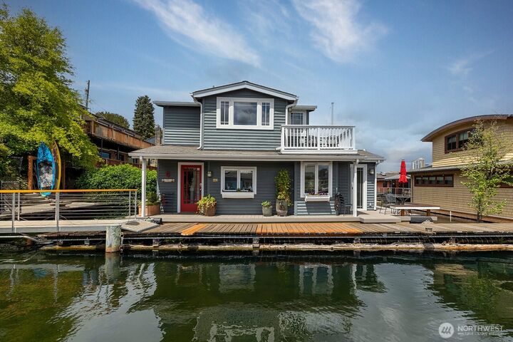 Property Photo:  1210 E Shelby Street G  WA 98102 