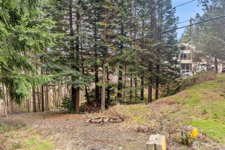 Property Photo:  543 E Hazel Street  WA 98584 