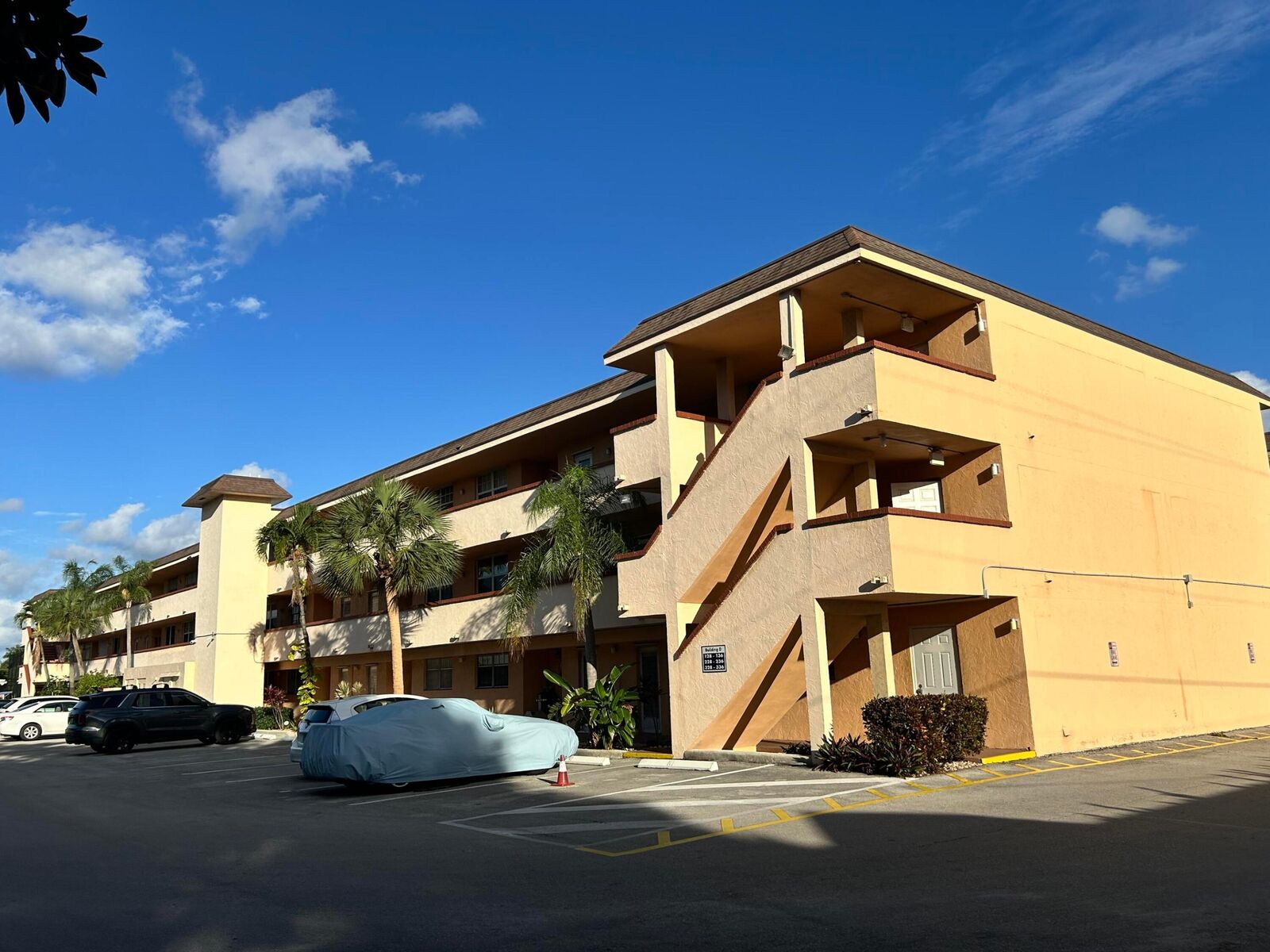 Property Photo: 4500 N Federal Highway FL 33064