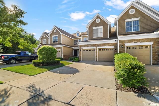 Property Photo:  49994 Blackberry Trail  MI 48374 
