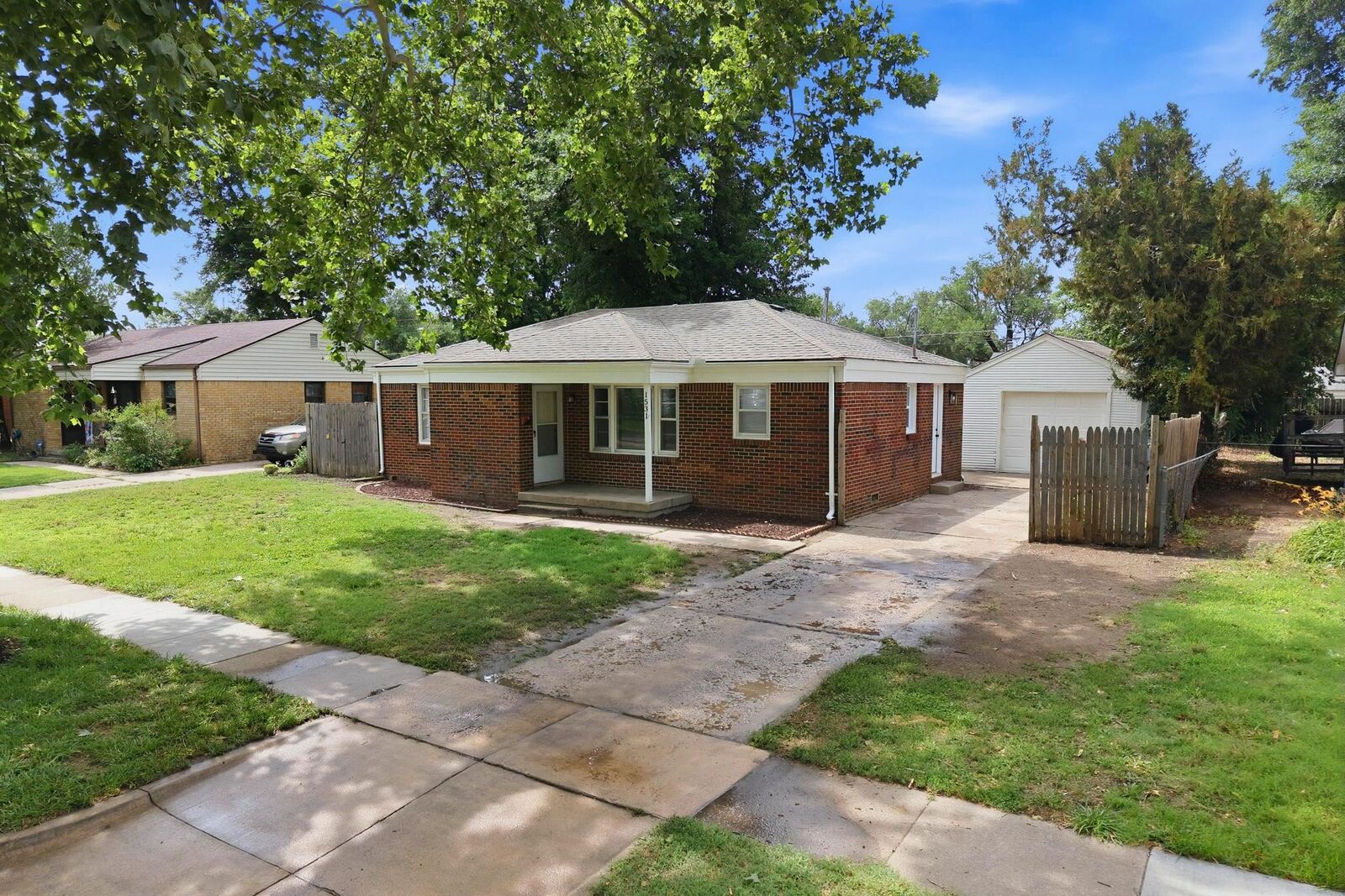 Property Photo: 1531 E Crowley KS 67216