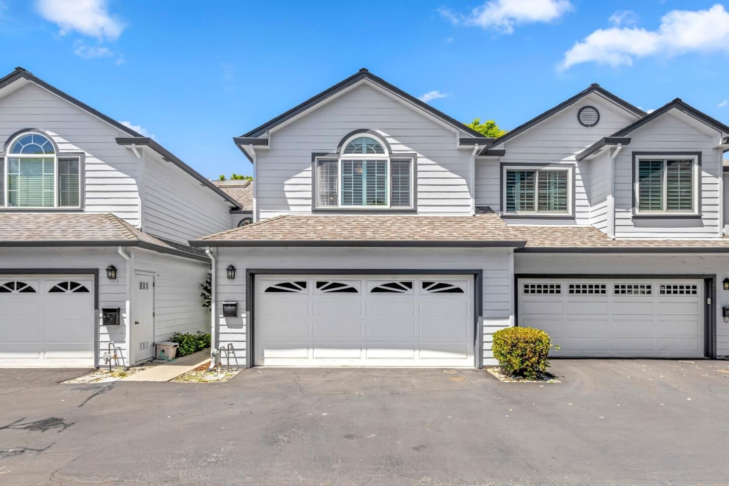Property Photo: 141 Orchard Oak Circle CA 95008