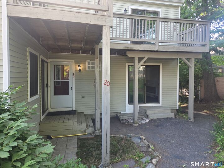 Property Photo:  95 Park Avenue 20  CT 06810 