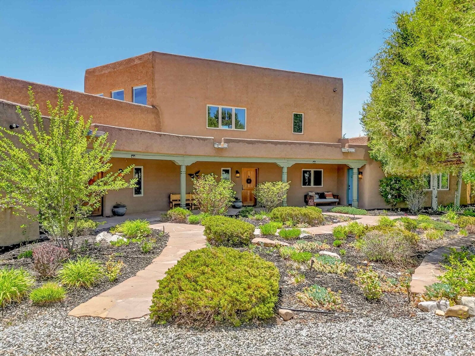 Property Photo:  36 Mariposa Rd  NM 87514 