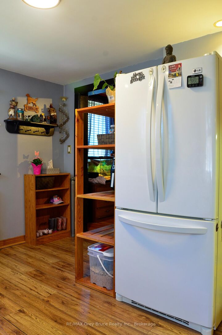 Property Photo: 499 16th Street W ON N4K 4A5