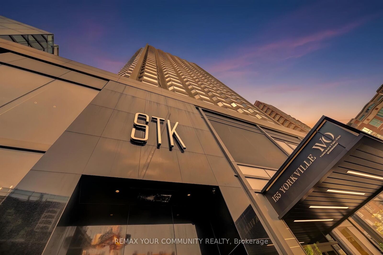 Property Photo: 155 Yorkville Avenue 3113 ON M5R 1C4