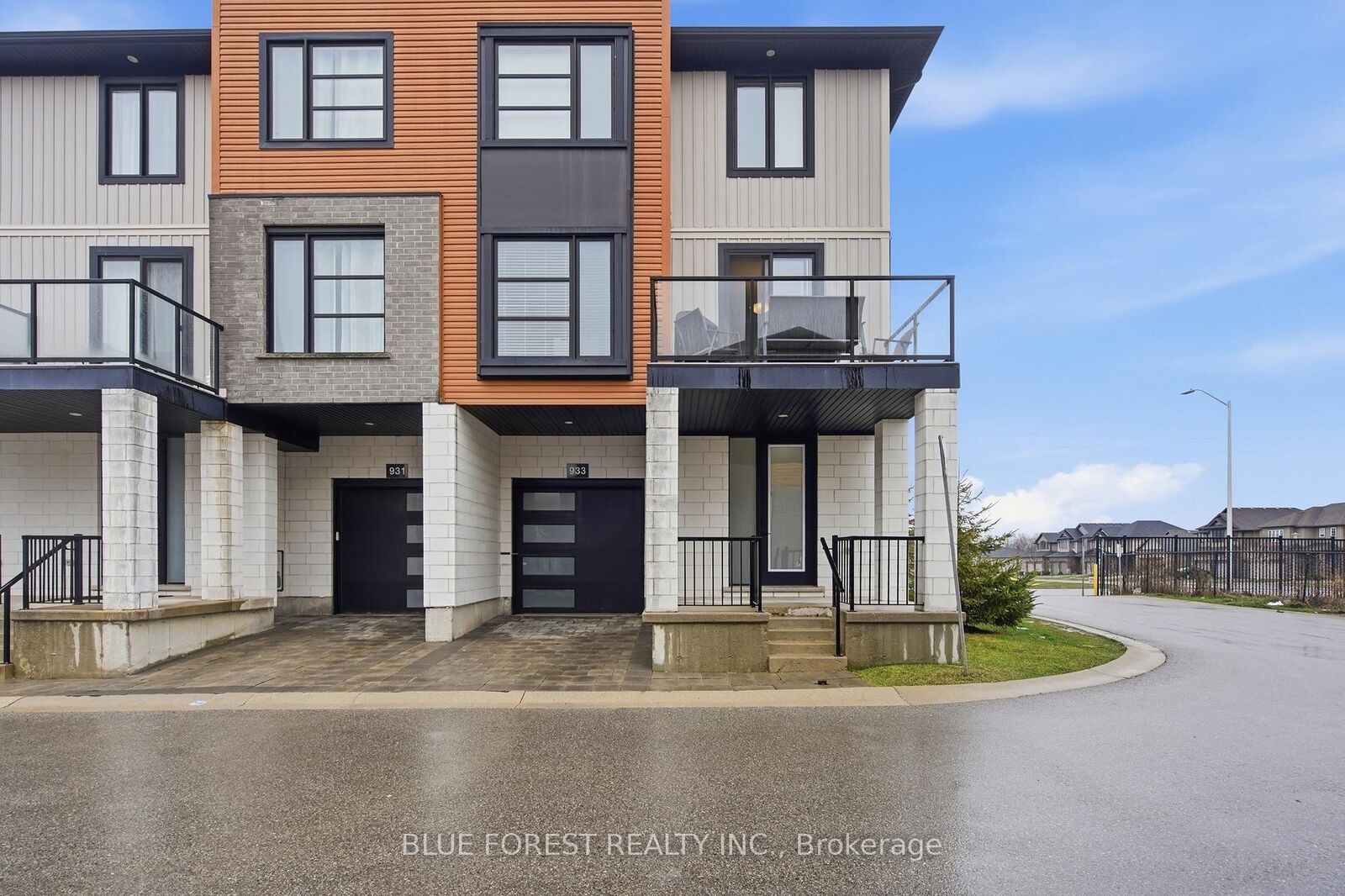 Property Photo: 933 Sarnia Road ON N6H 0J7