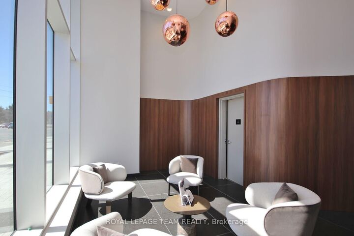 Property Photo: 805 Carling Avenue 1508 ON K1S 5W9