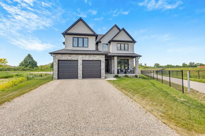 Property Photo: 18 Thompson Court ON N4G 0G3
