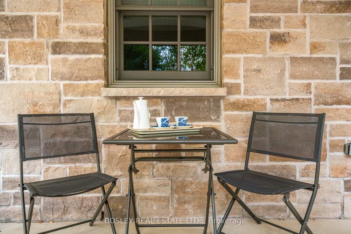 Property Photo: 851 Charlotte Street ON L0S 1J0