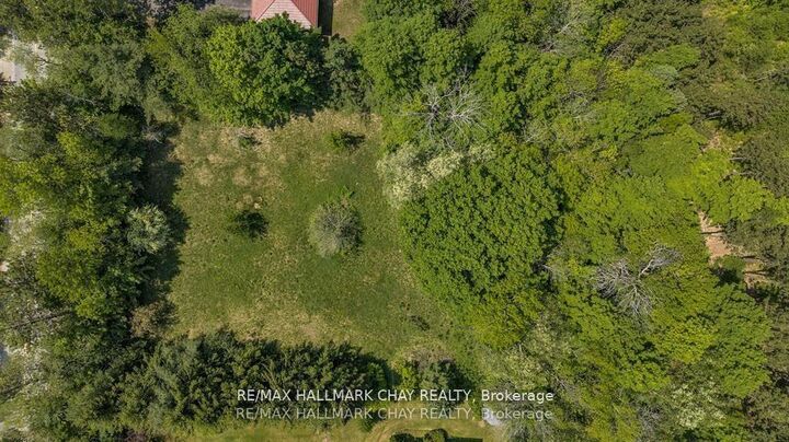 712 Mt St Louis Road W Part 1 — photo 1