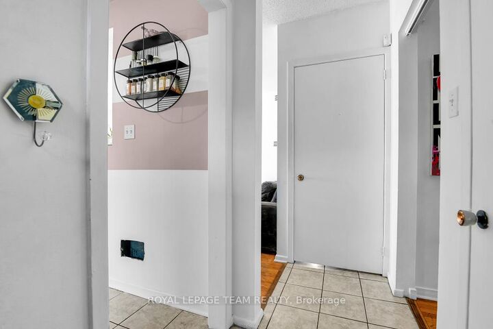 Property Photo: 2383 Walkley Road ON K1G 3H1