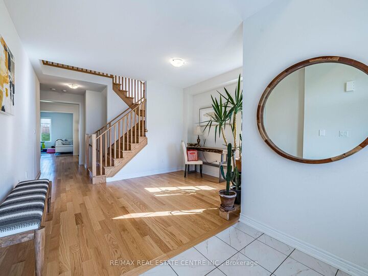 Property Photo: 192 Miyako Court ON L1L 0R7