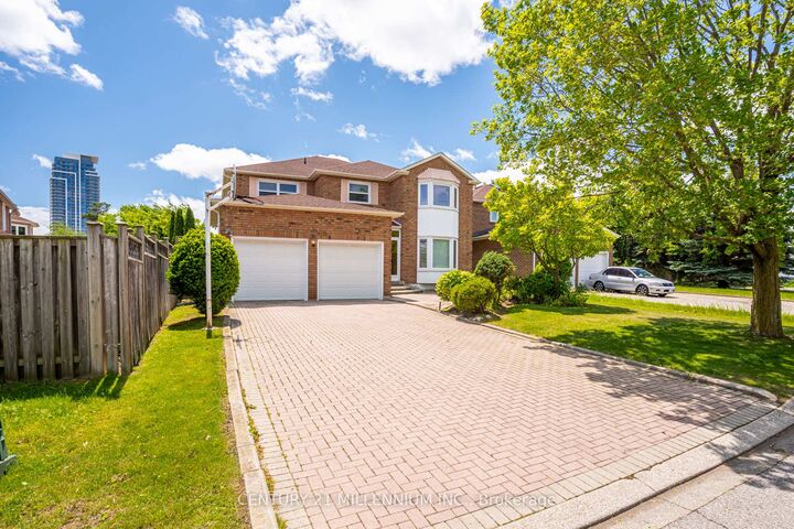 Property Photo: 50 Piccadilly Road ON L4B 1S8