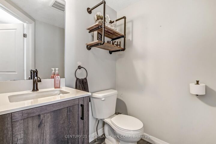 Property Photo: 1434 Blackwell Boulevard 6 ON N5X 0E6