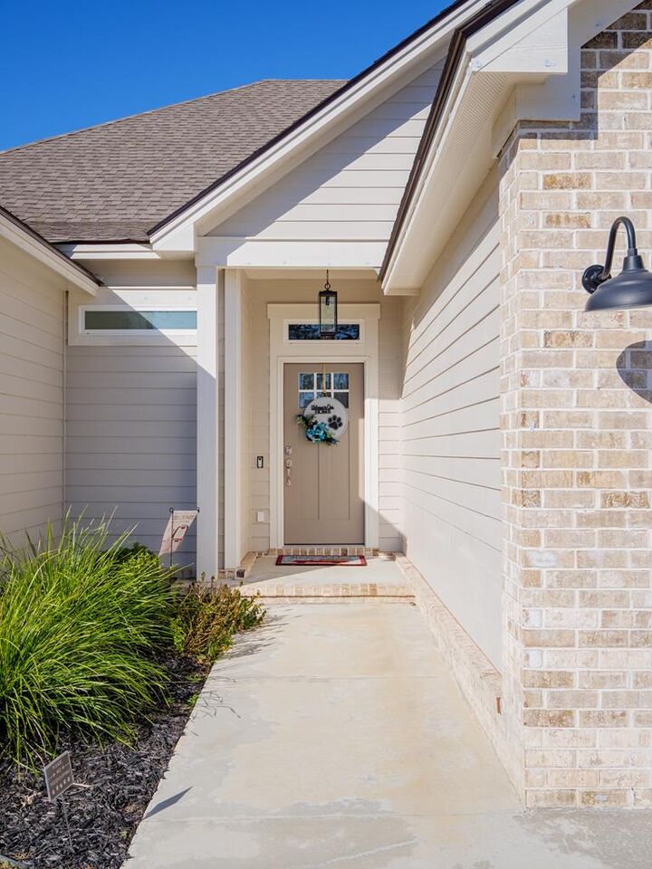 Property Photo:  4901 Hatfield Circle  GA 31632 