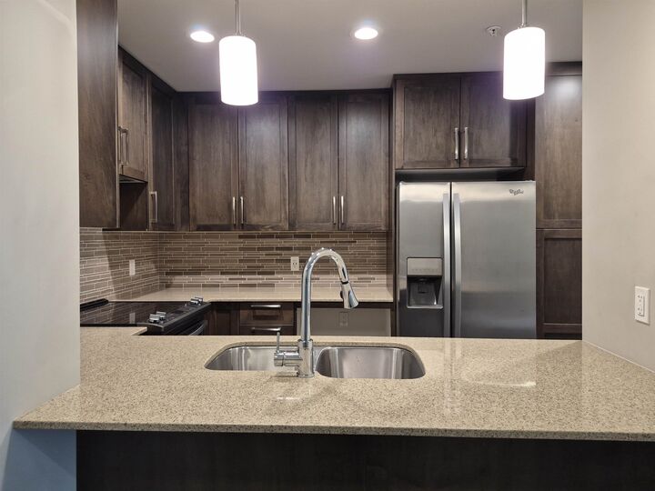 Photo de la propriété:  2495 Wilson Avenue 107  BC V3C 0E4 