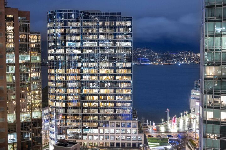 Property Photo: 838 W Hastings Street 1607 BC V6C 0A6