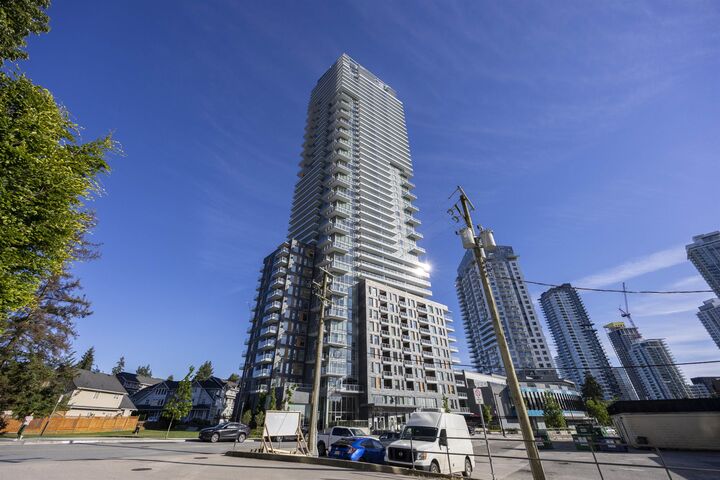 567 Emerson Street 2502 — photo 1