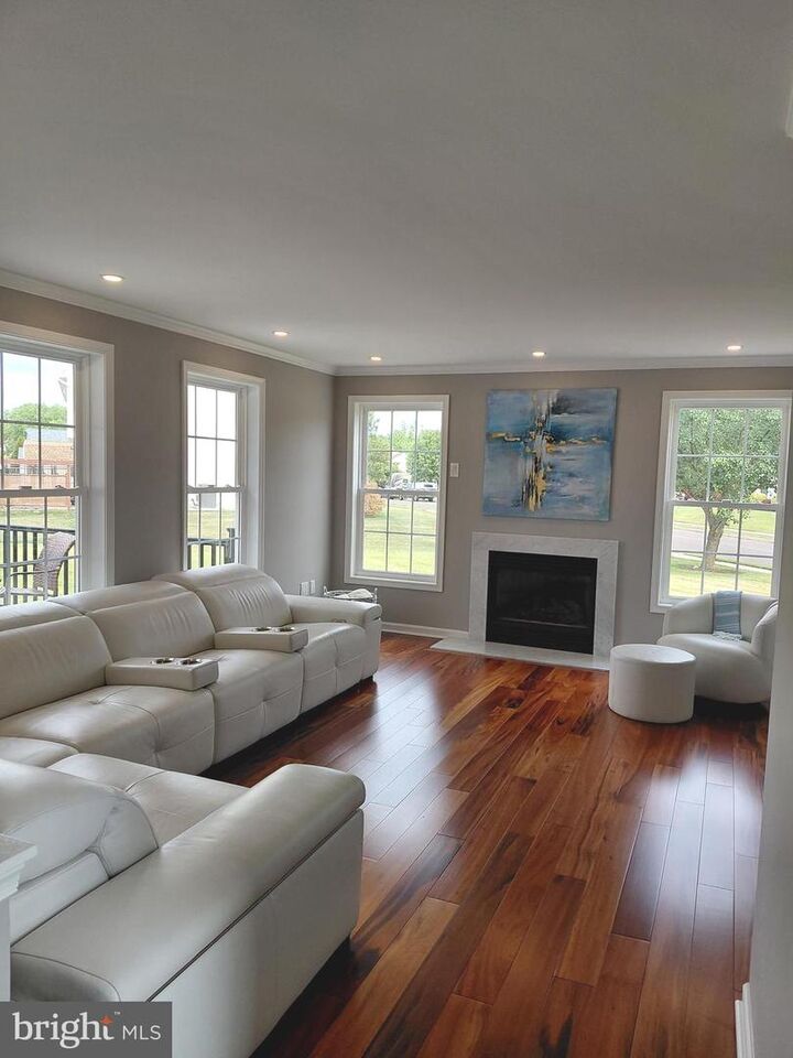 Property Photo:  41 Edmonds Drive  PA 19468 