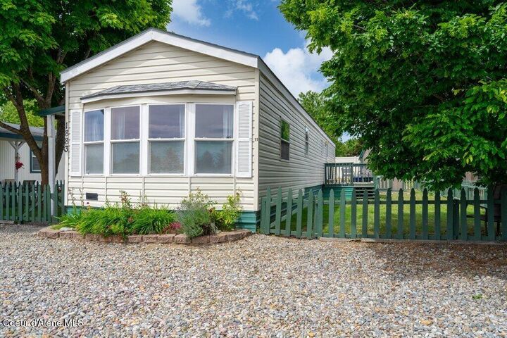 Property Photo: 1883 W Windermere Ave ID 83815
