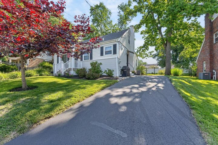Property Photo:  7230 Thomas Drive  OH 45243 