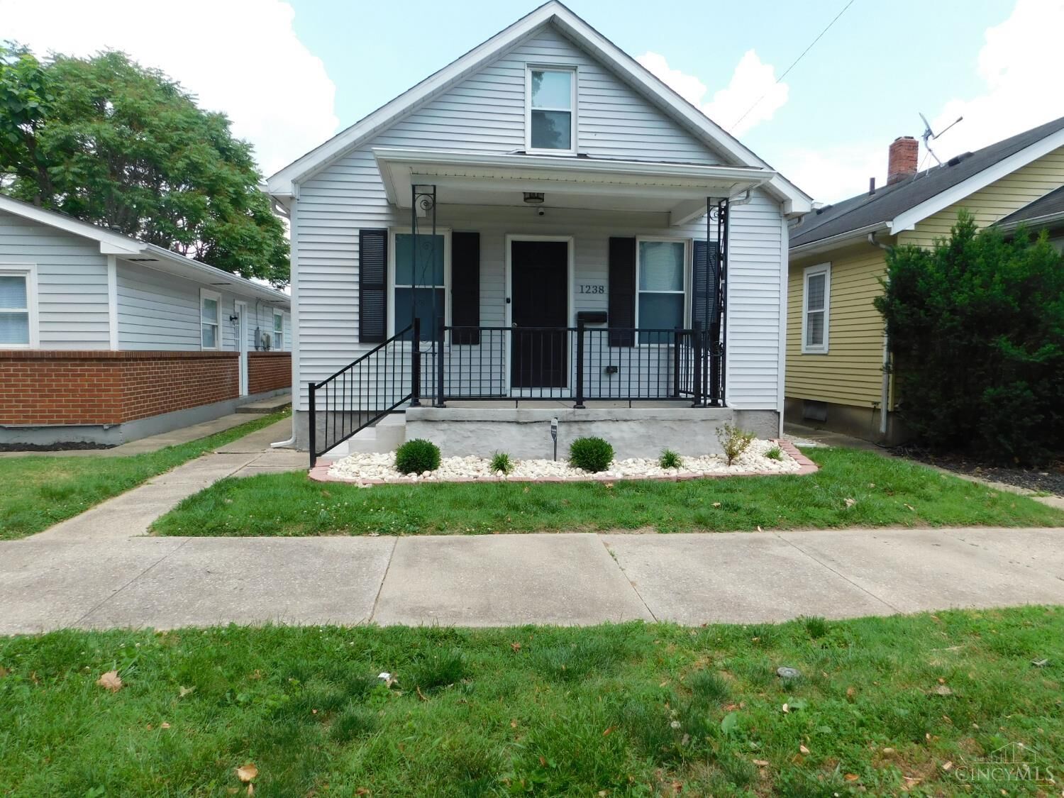 Property Photo:  1238 Vanderveer Avenue  OH 45011 