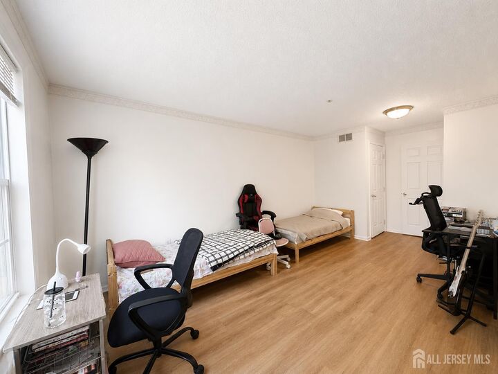 Property Photo:  263 Prestwick Way  NJ 08820 