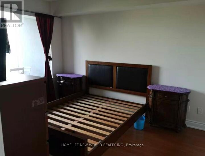Property Photo:  233 South Park Road 308  ON L3T 0B3 