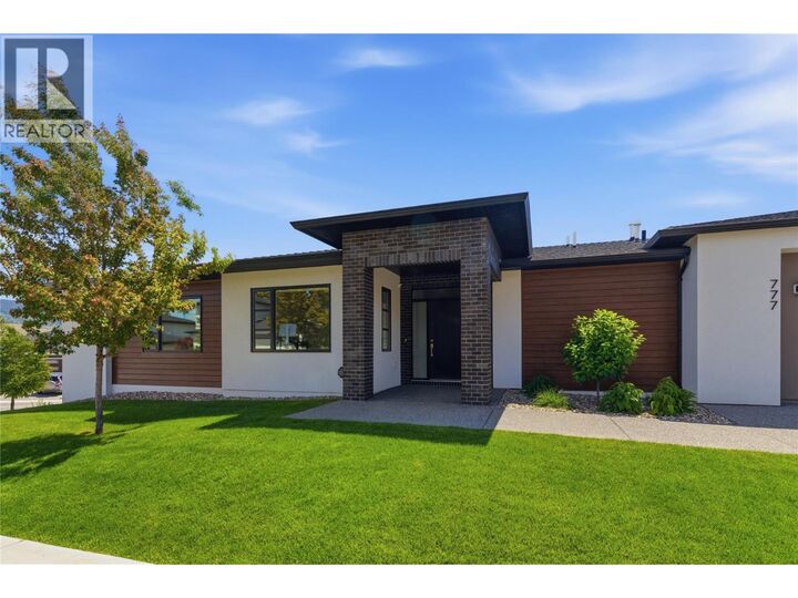 Property Photo: 777 Acadia Street BC V1V 0A8