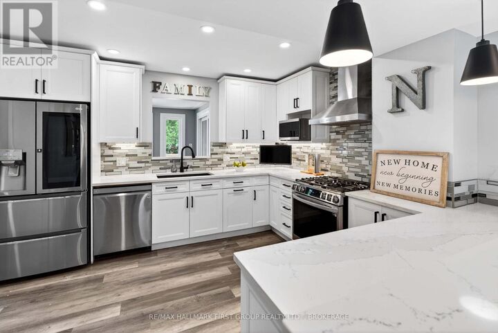 Property Photo:  58 Wright Crescent  ON K6V 3W8 
