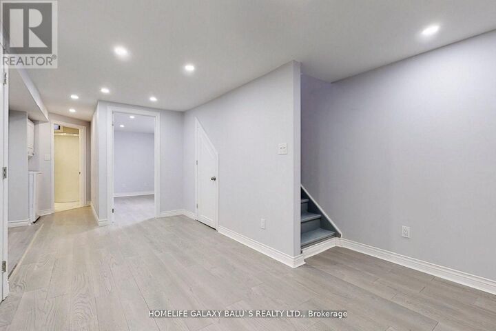 Property Photo:  2049 Blue Ridge Crescent -Basmt  ON L1X 2M5 