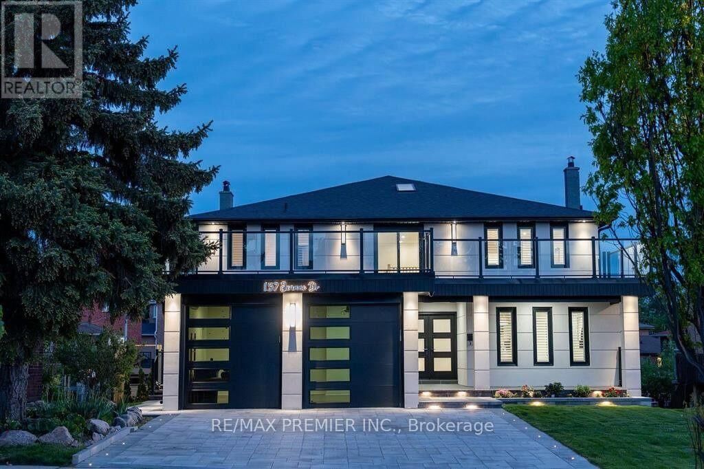 Property Photo:  157 Jeanne Drive  ON L4L 1X8 