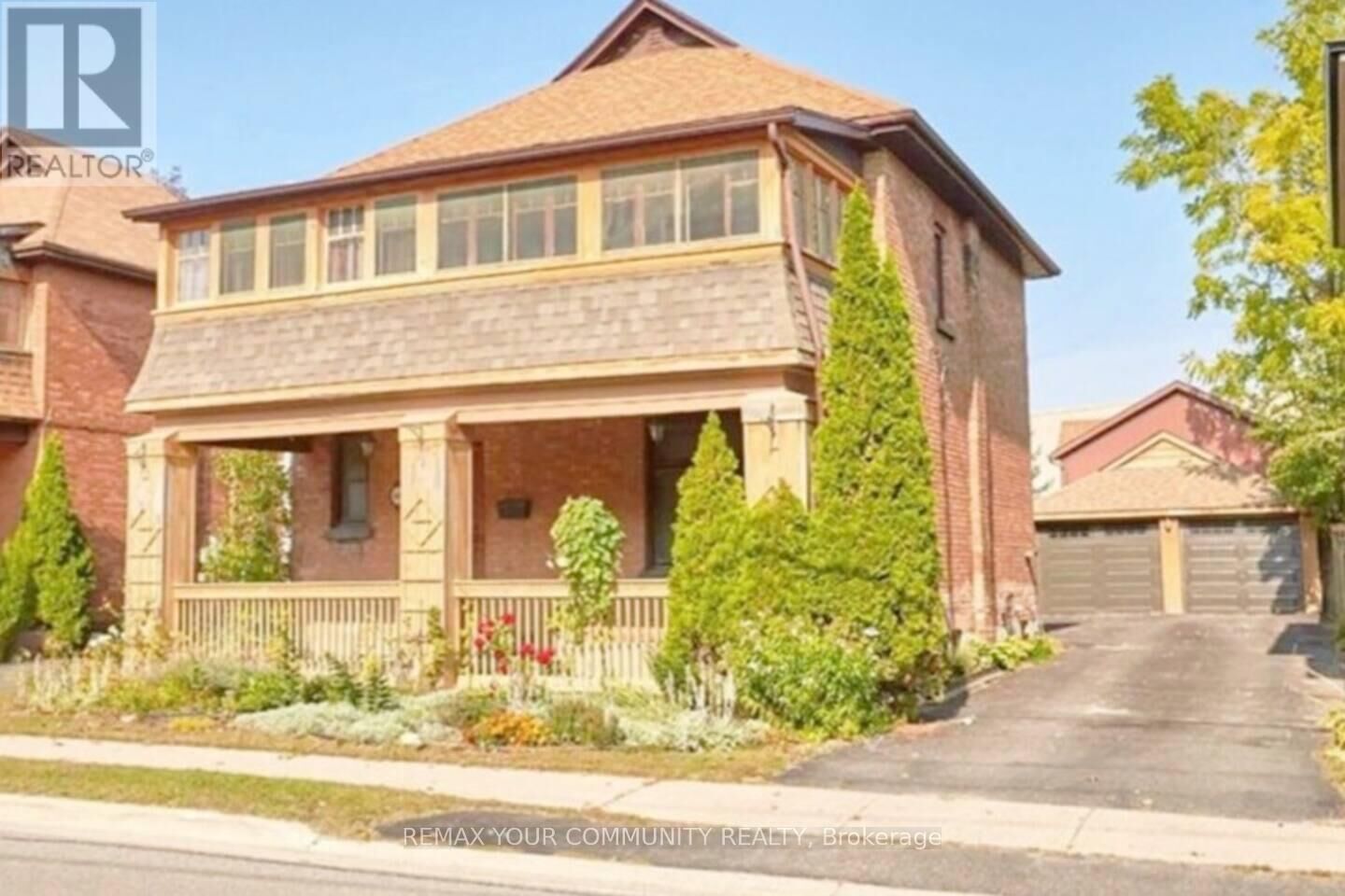 Property Photo: 44 Brock Street ON L4N 2L7