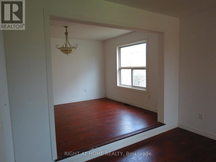 Property Photo: 302 Stanley Street ON L4M 6X6