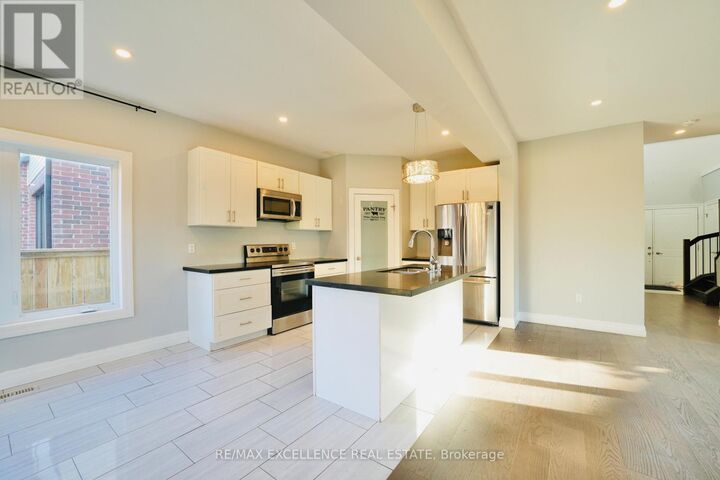 Property Photo:  3023 Doyle Drive  ON N6M 0G9 