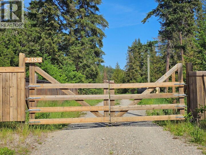 Property Photo:  2385 Eva Road  BC V0E 1M4 