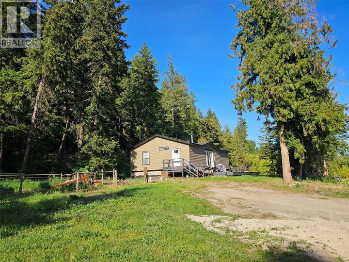 Property Photo: 2385 Eva Road BC V0E 1M4