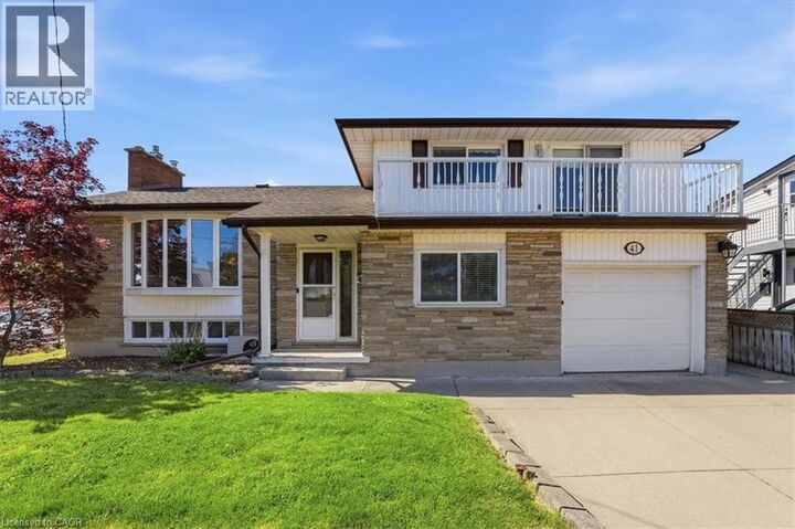 Property Photo: 41 Albert Street West ON L2V 2G4