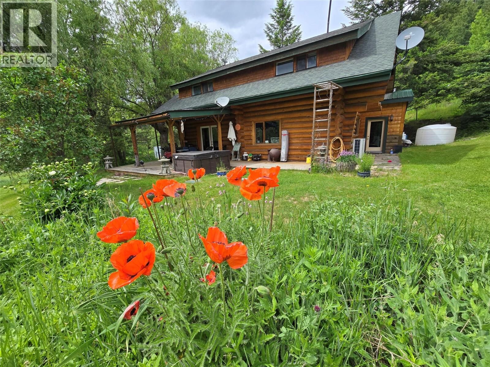 Property Photo: 2492 Lloyd Road BC V0E 3A0