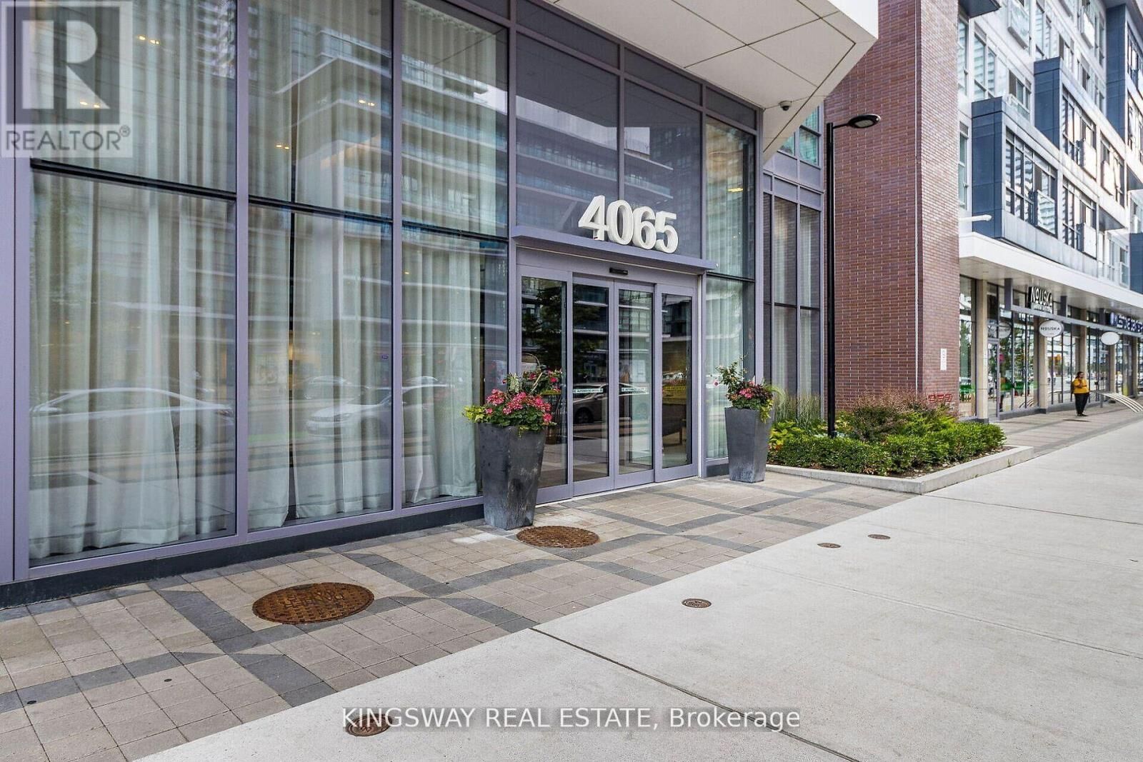 Property Photo: 4065 Confederation Parkway 1410 ON L5B 4N1