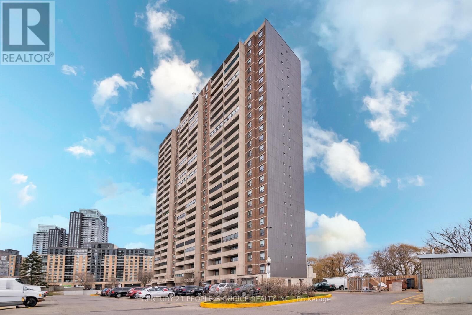Property Photo: 3390 Weston Road 902 ON M9M 2X3