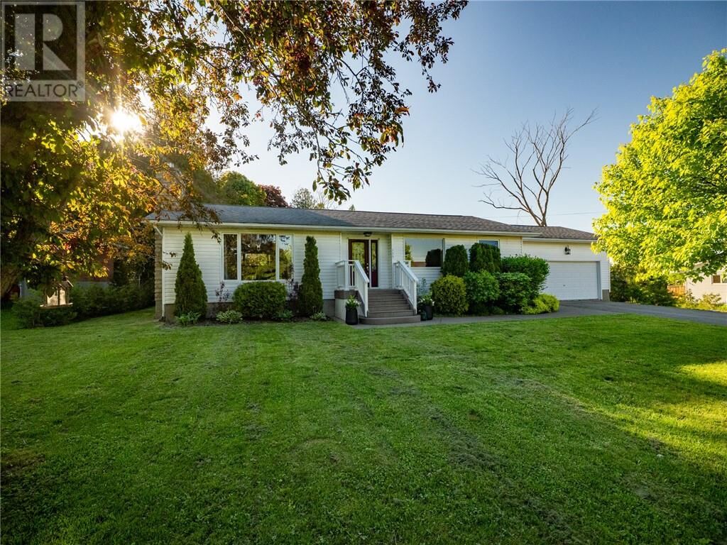 Property Photo: 135 Albert Street ON P0P 1N0
