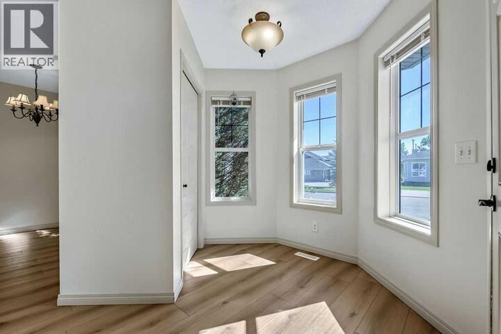 Property Photo: 1013 3rd Avenue Southwest AB T0L 0H0