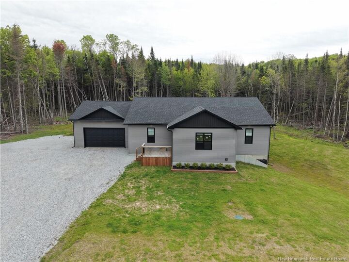 130 Lake Road South — photo 1